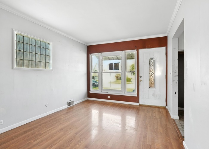 3310 Highland Avenue, Berwyn, IL 60402