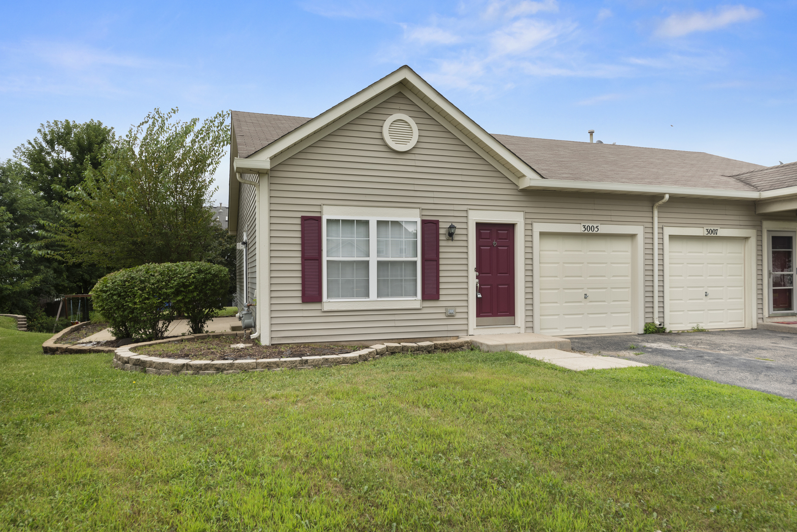3005 Courtney Street #3005, Plano, IL 60545