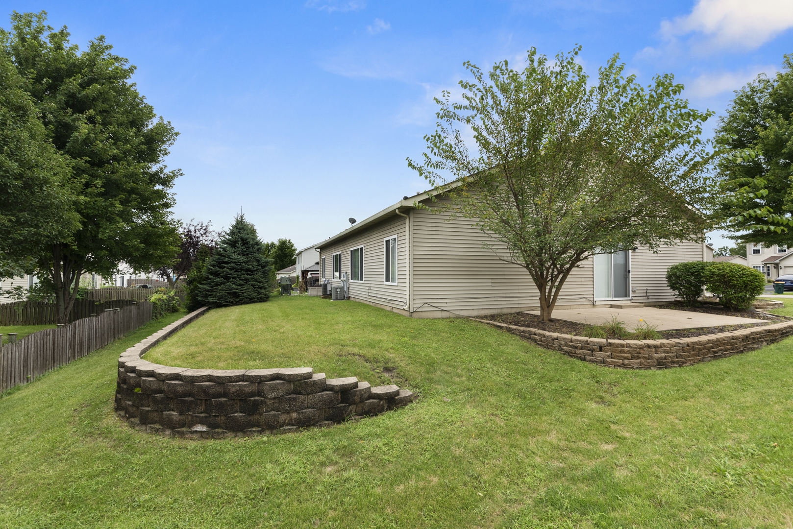 3005 Courtney Street #3005, Plano, IL 60545