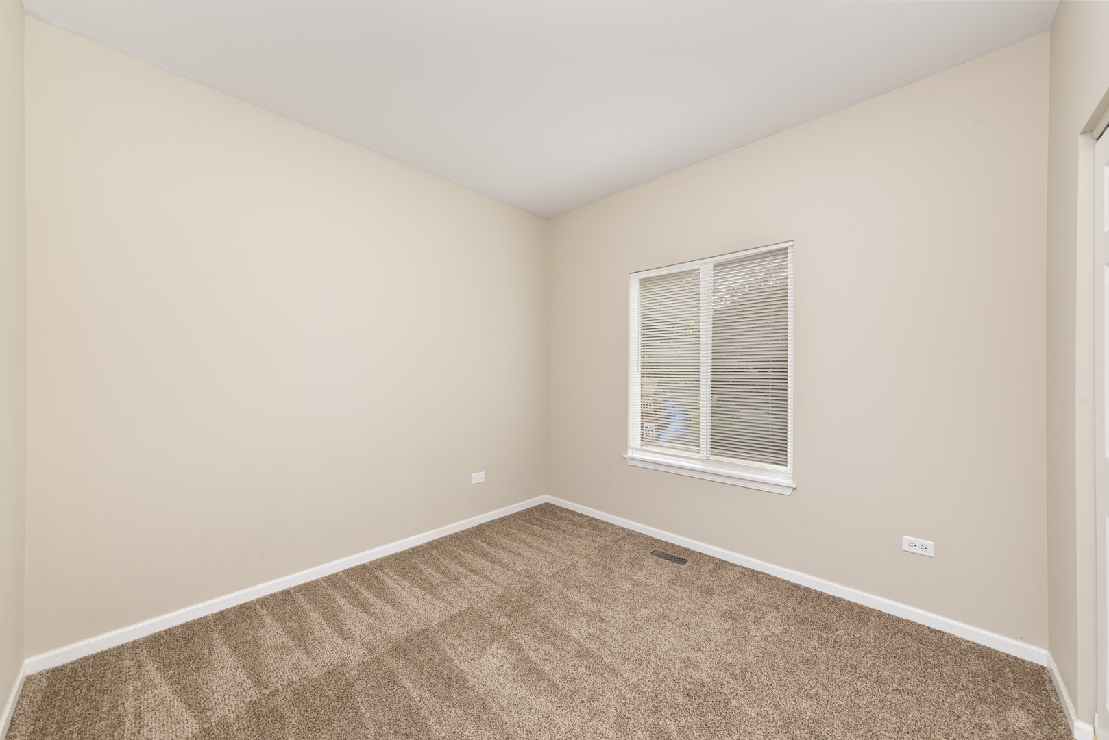 3005 Courtney Street #3005, Plano, IL 60545
