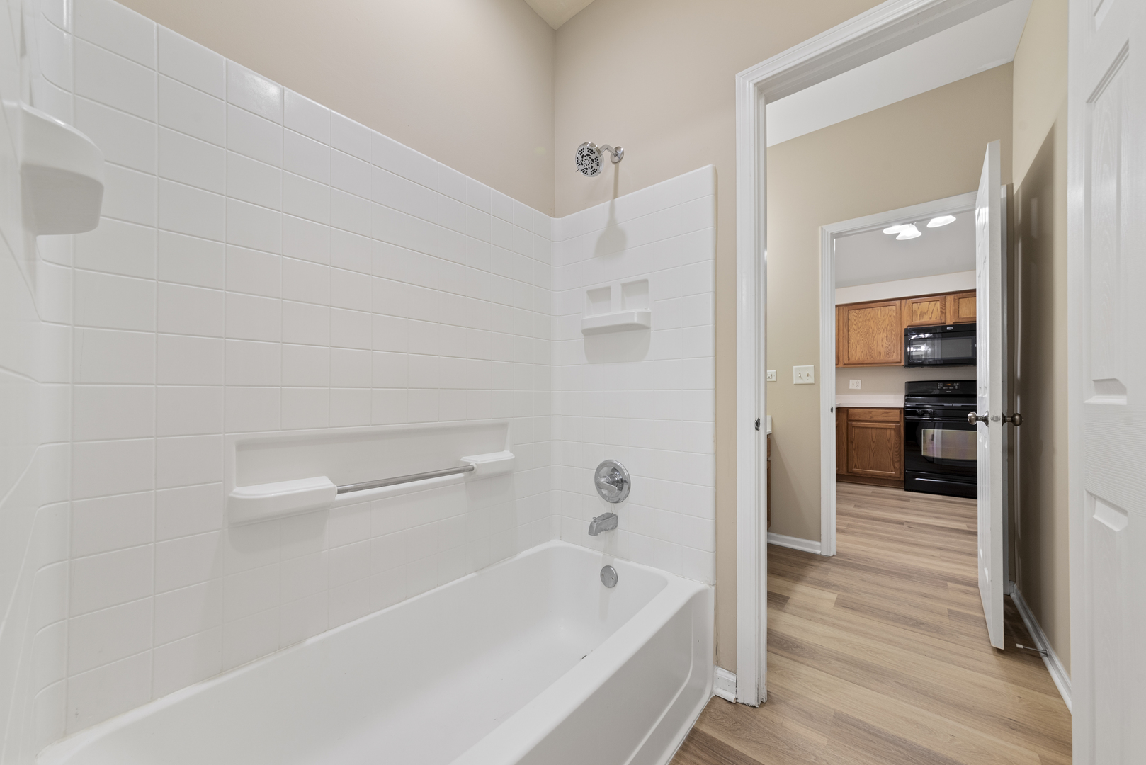 3005 Courtney Street #3005, Plano, IL 60545