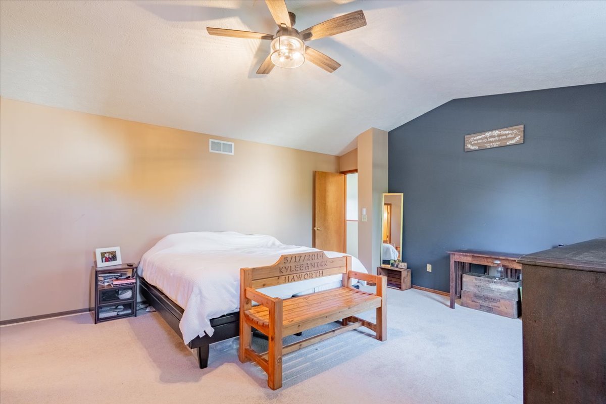 803 N East Street, Hudson, IL 61748