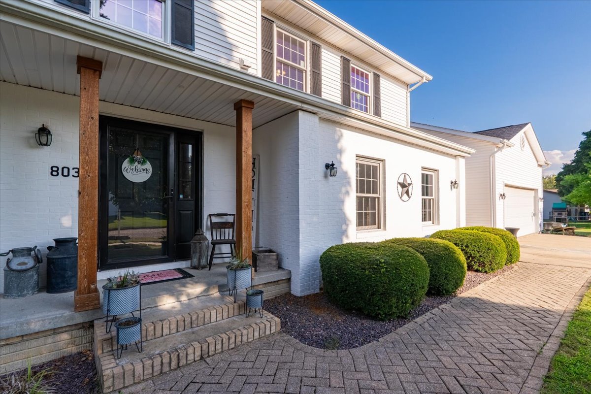 803 N East Street, Hudson, IL 61748