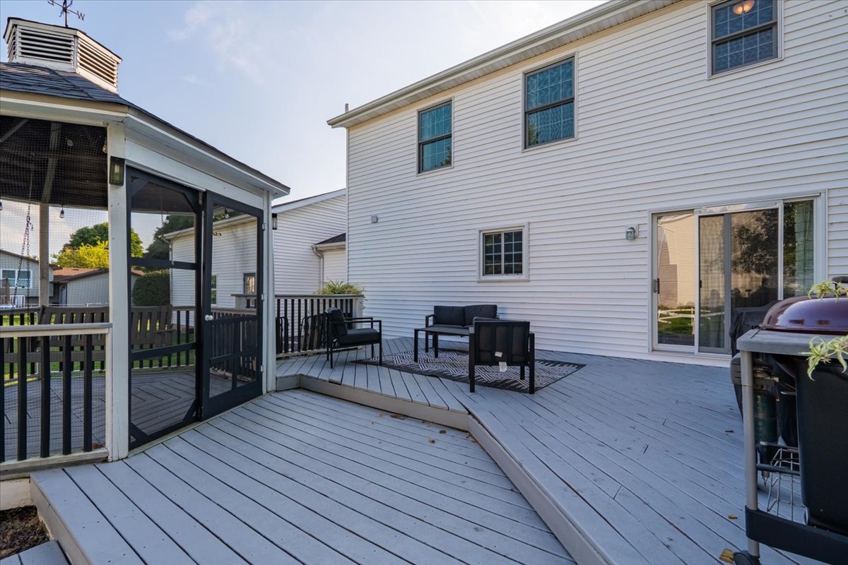 803 N East Street, Hudson, IL 61748