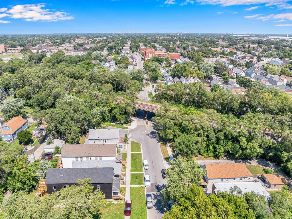 11711 S Indiana Avenue, Chicago, IL 60628