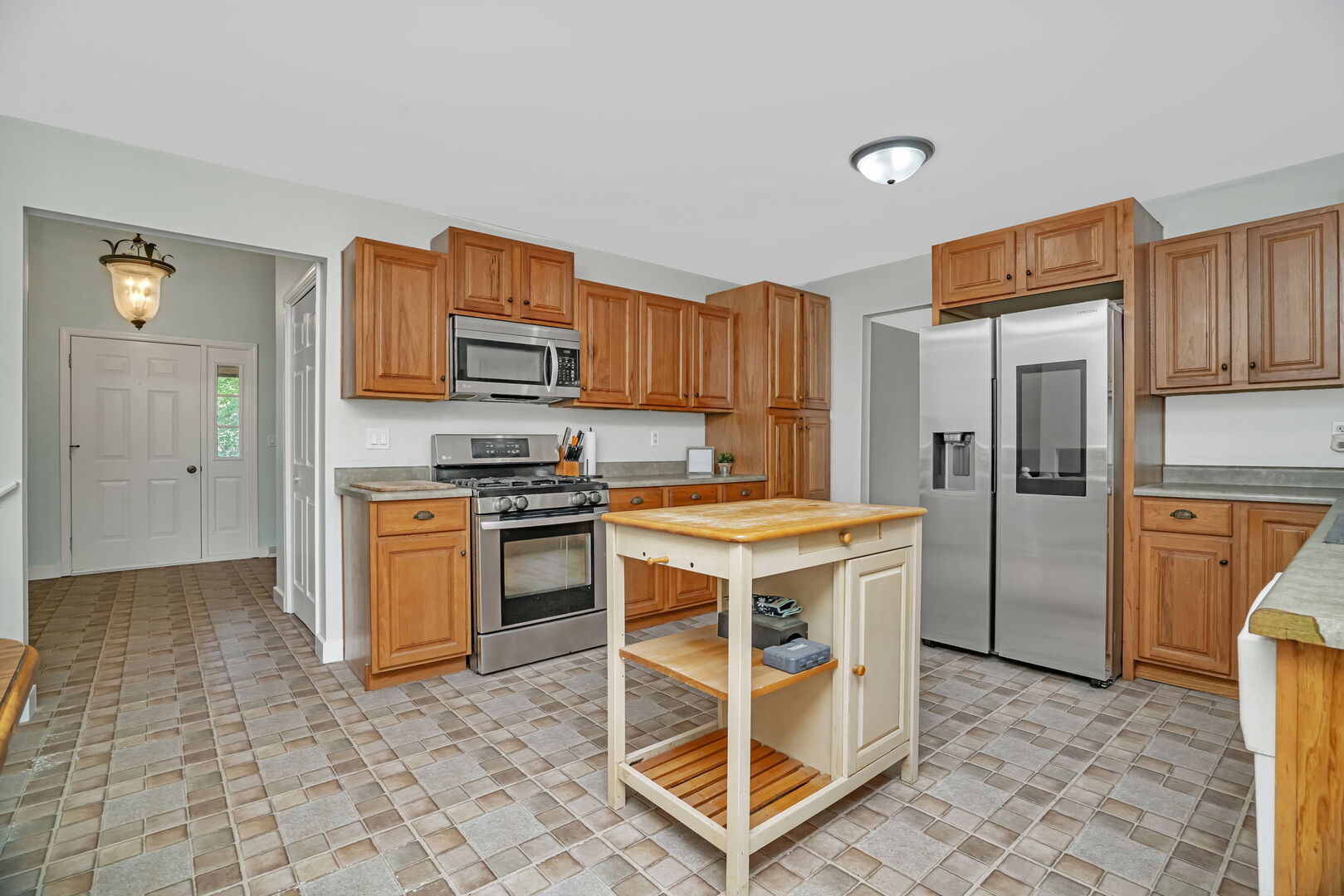 22416 S Kings Court, Shorewood, IL 60404
