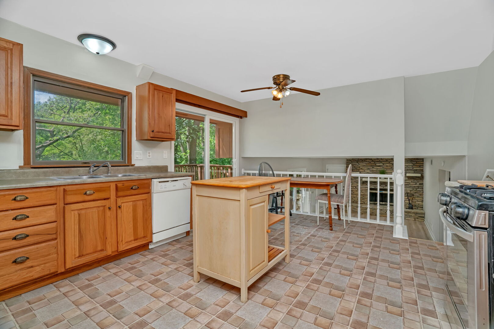 22416 S Kings Court, Shorewood, IL 60404