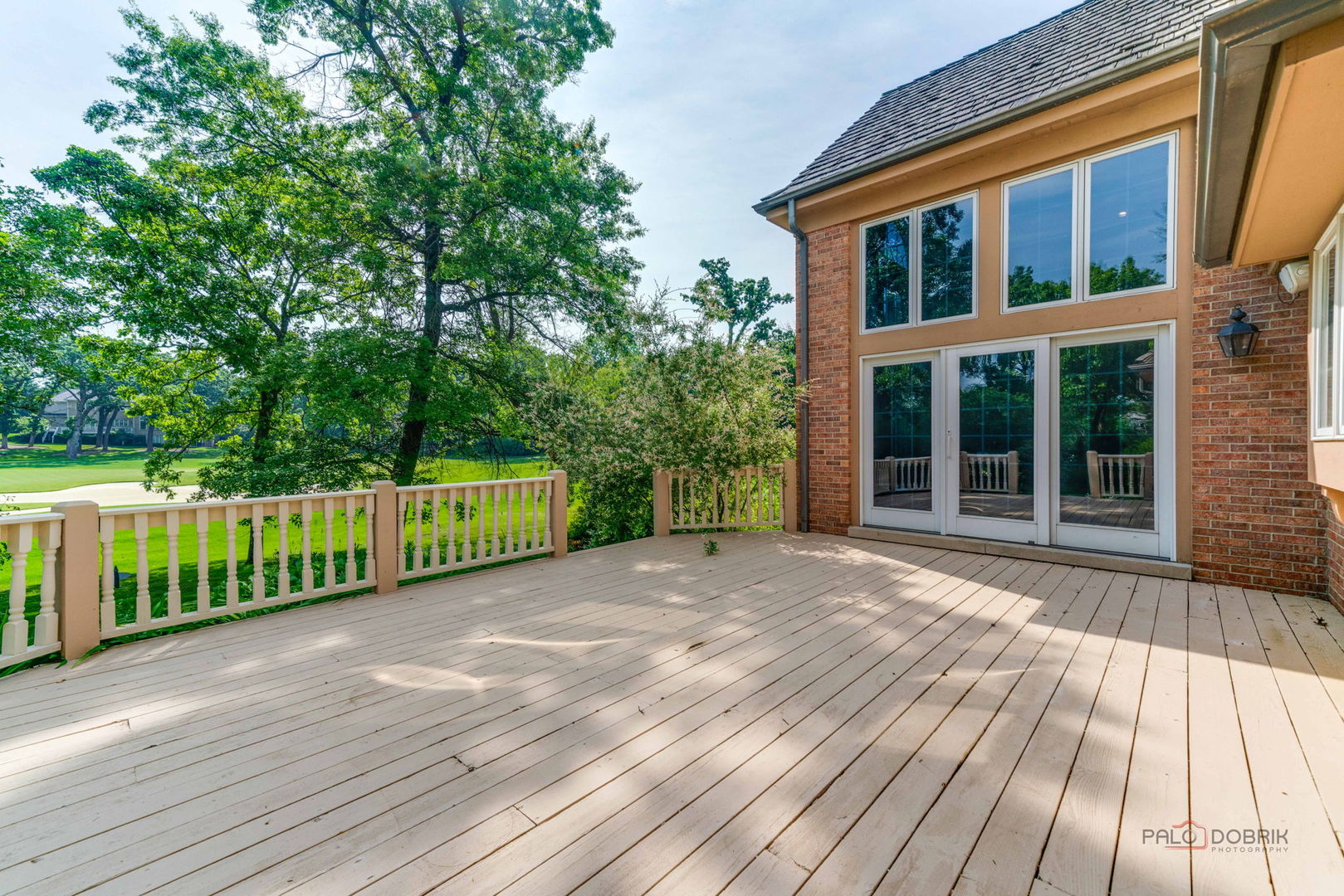 12 RIDERWOOD Road, North Barrington, IL 60010