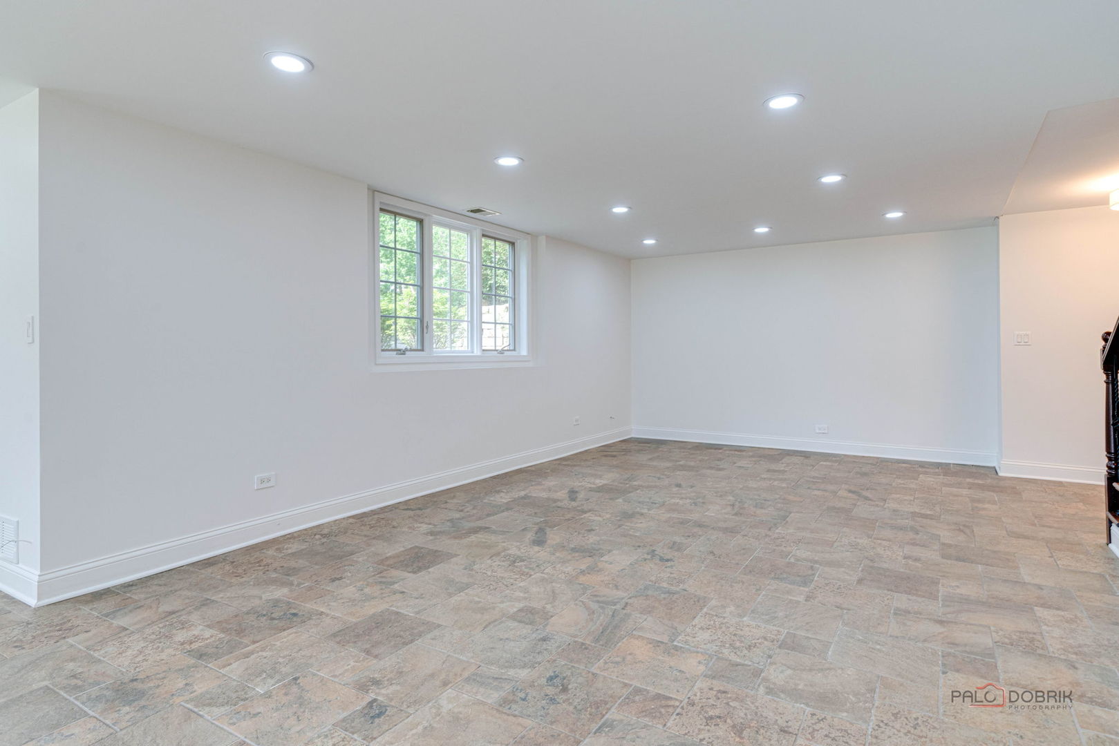 12 RIDERWOOD Road, North Barrington, IL 60010