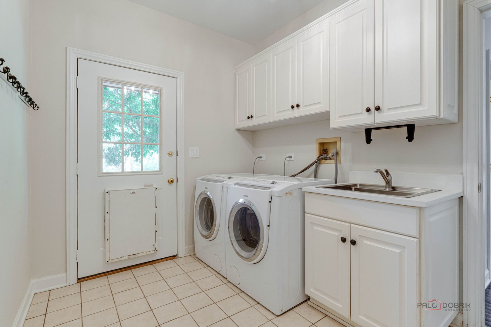 12 RIDERWOOD Road, North Barrington, IL 60010