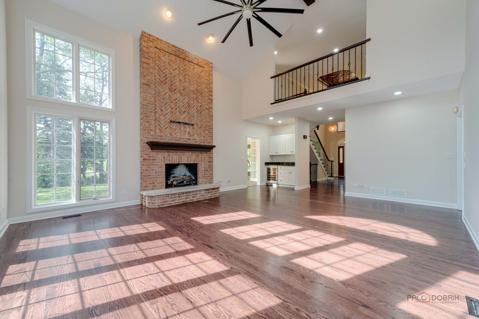 12 RIDERWOOD Road, North Barrington, IL 60010