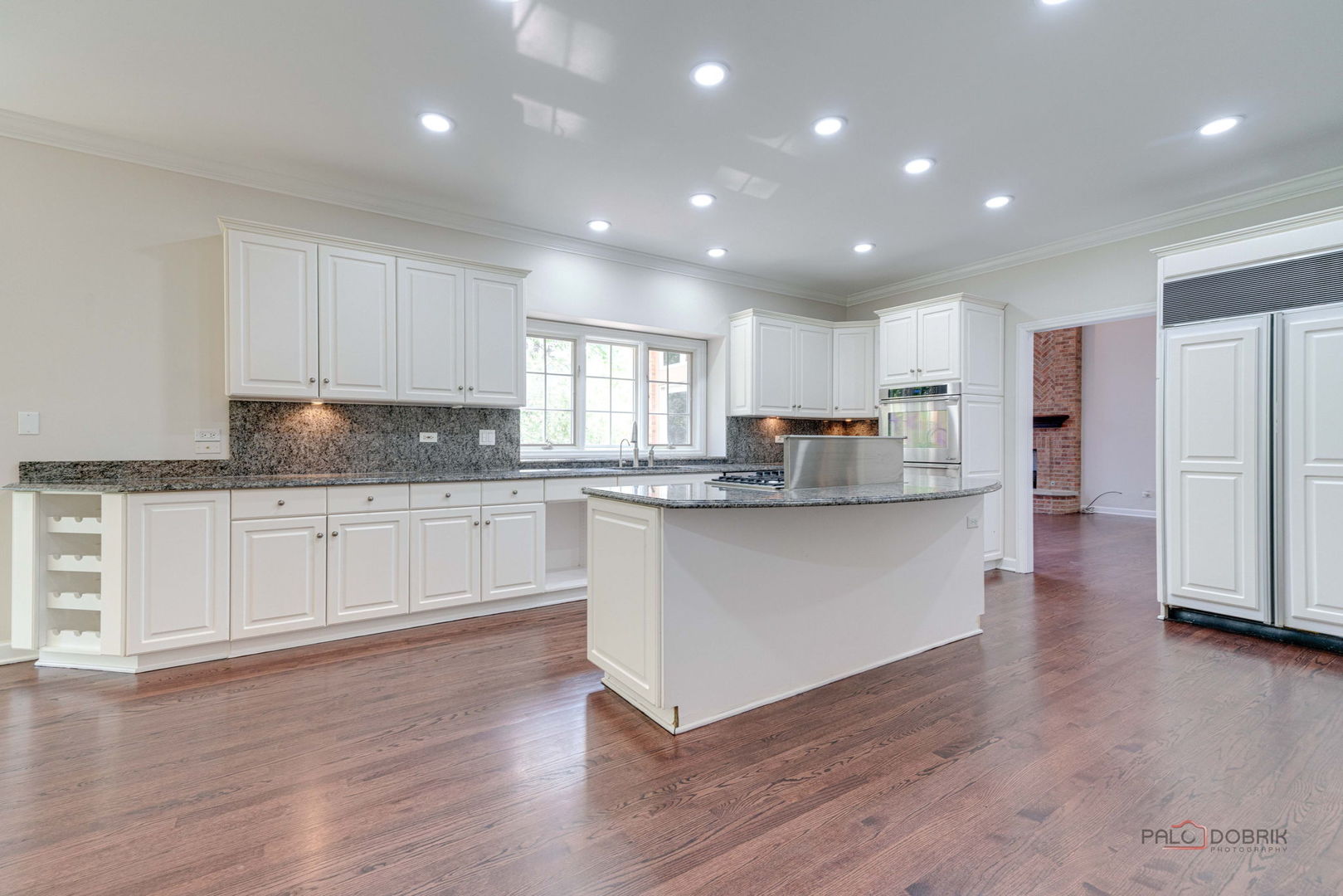 12 RIDERWOOD Road, North Barrington, IL 60010