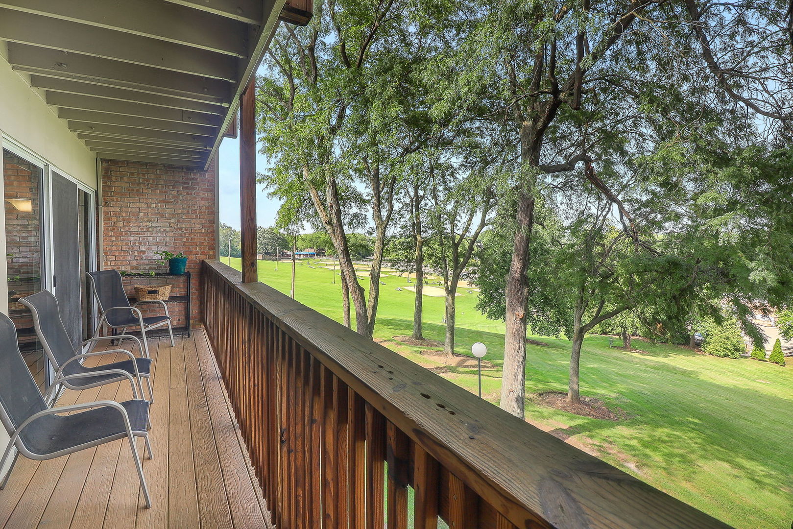 5803 Oakwood Drive #C, Lisle, IL 60532