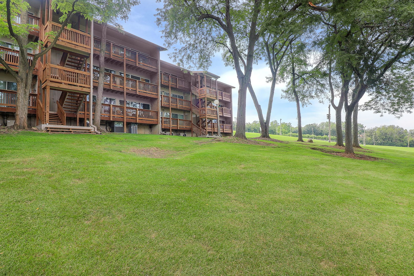5803 Oakwood Drive #C, Lisle, IL 60532