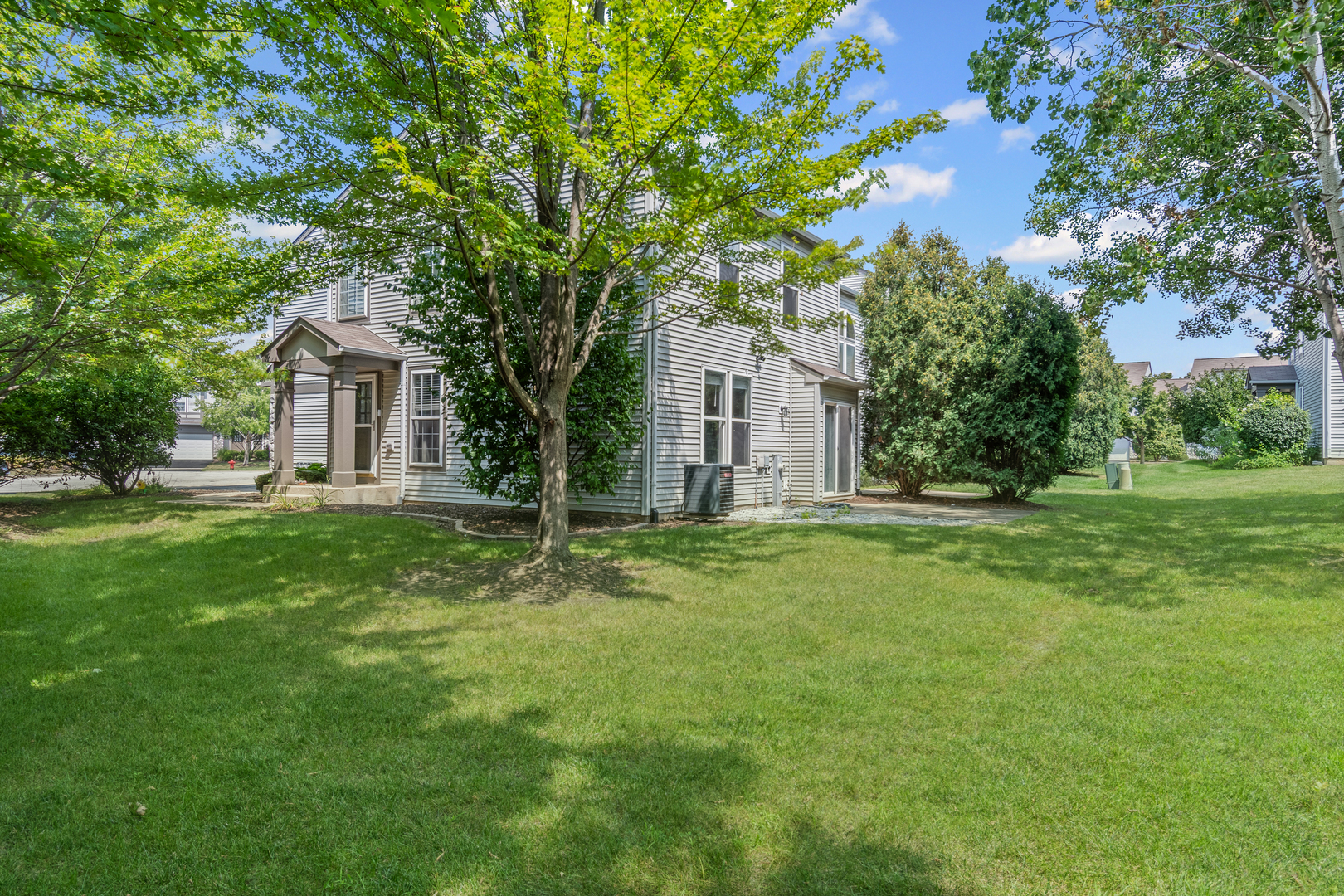 1071 Stamford Court #1071, Aurora, IL 60502
