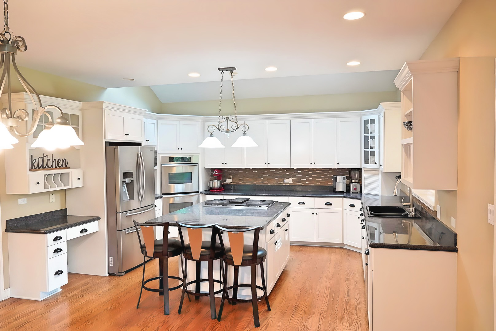 3919 Callander Court, Naperville, IL 60564