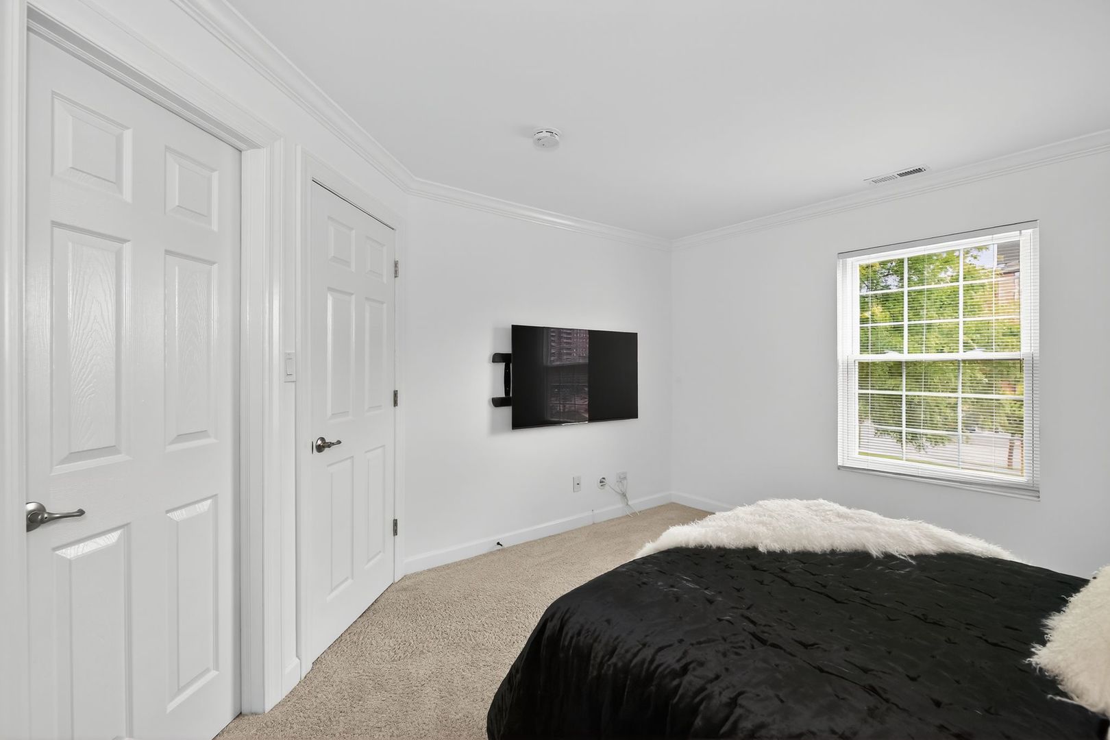 131 Kristin Circle #5, Schaumburg, IL 60195