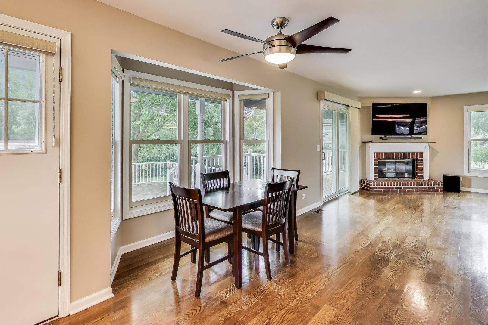 591 E Diane Drive, Palatine, IL 60074