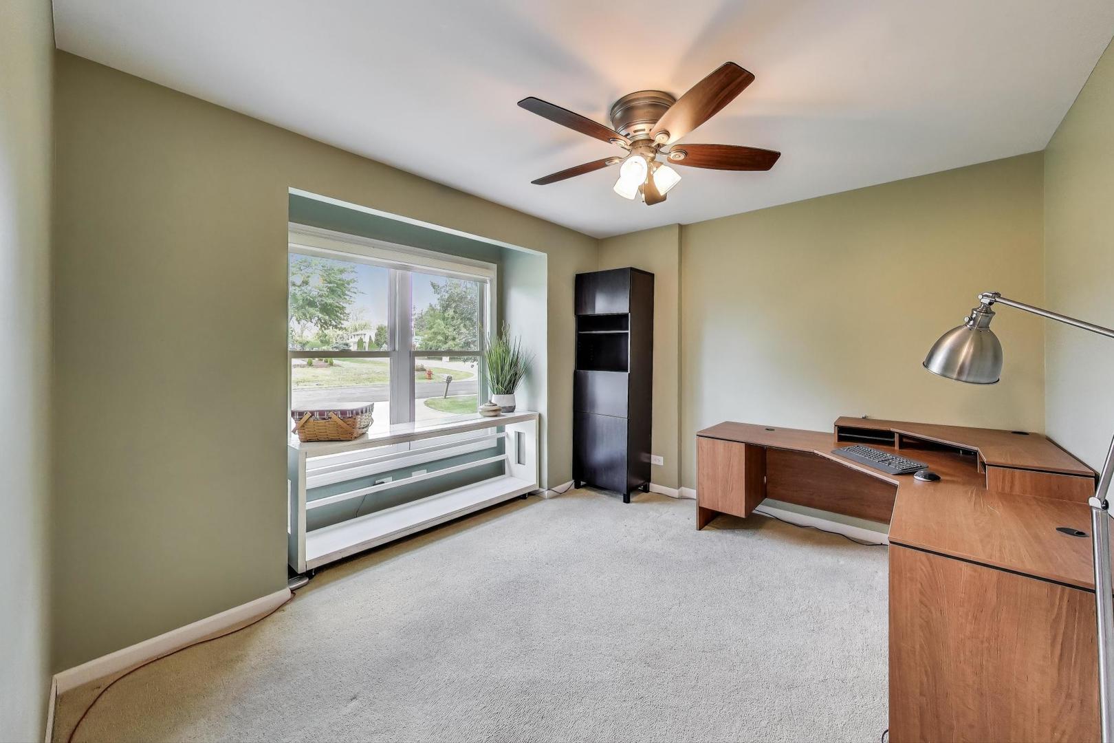 591 E Diane Drive, Palatine, IL 60074