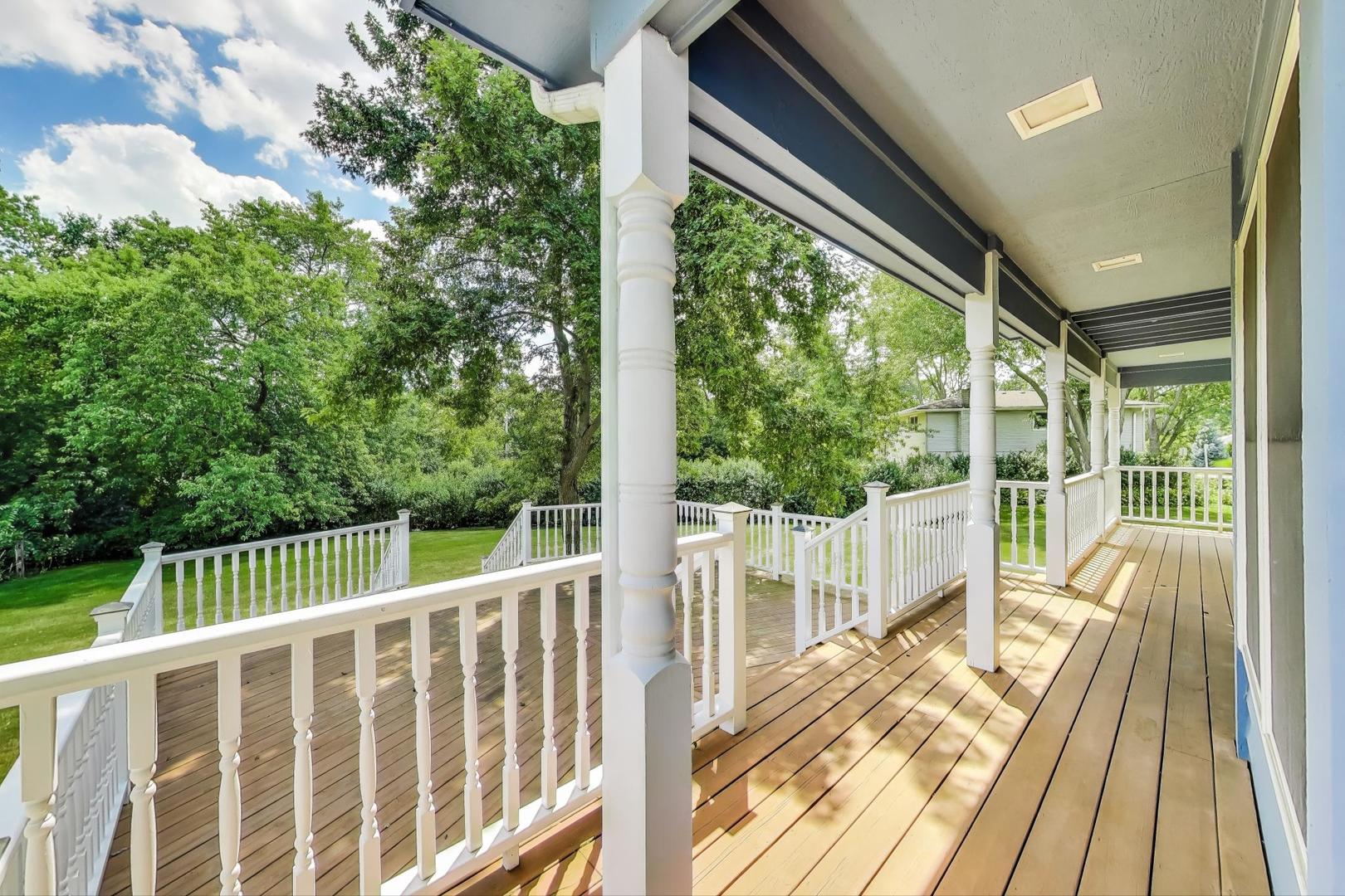 591 E Diane Drive, Palatine, IL 60074