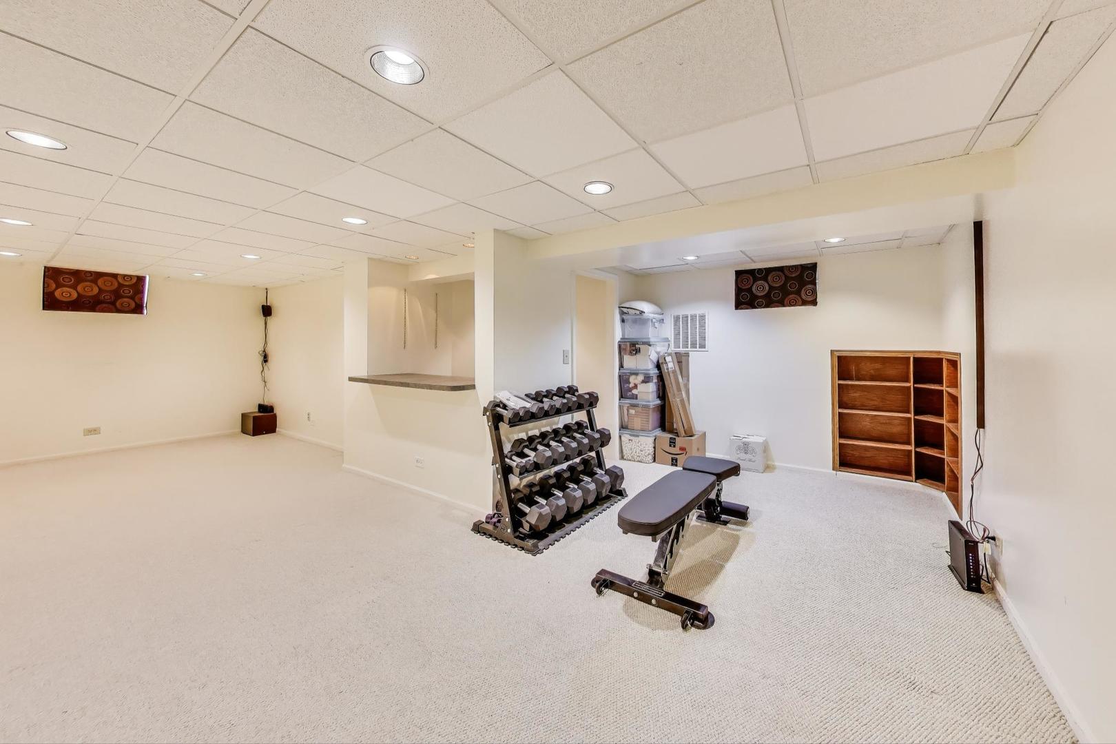 591 E Diane Drive, Palatine, IL 60074