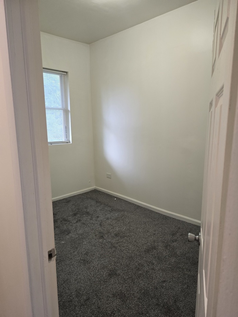 5022 S Elizabeth Street #2, Chicago, IL 60609