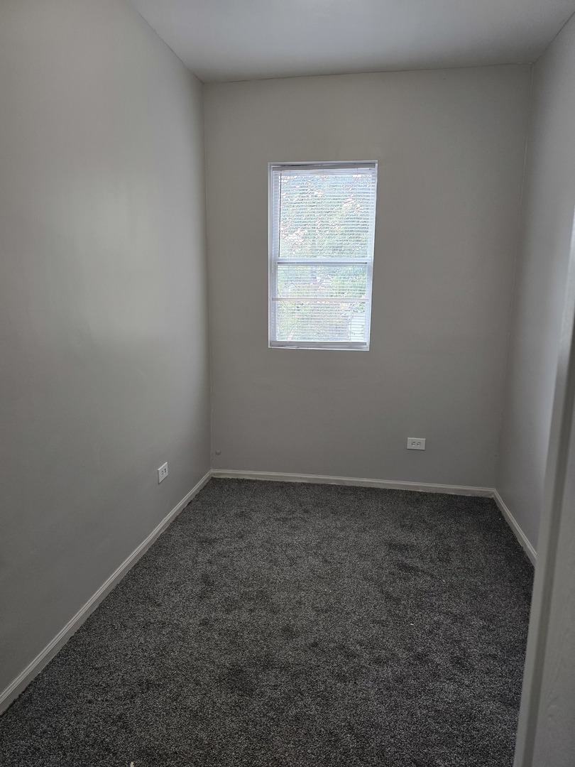 5022 S Elizabeth Street #2, Chicago, IL 60609