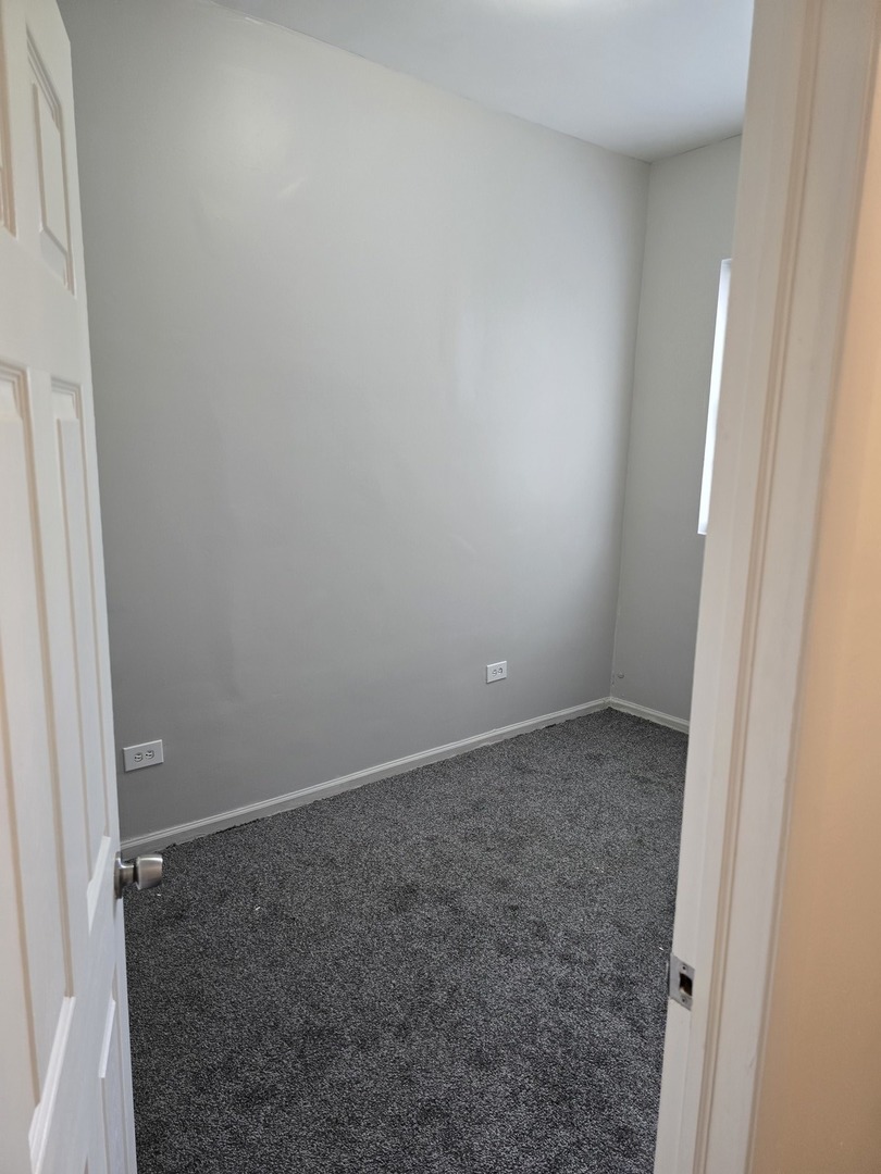 5022 S Elizabeth Street #2, Chicago, IL 60609