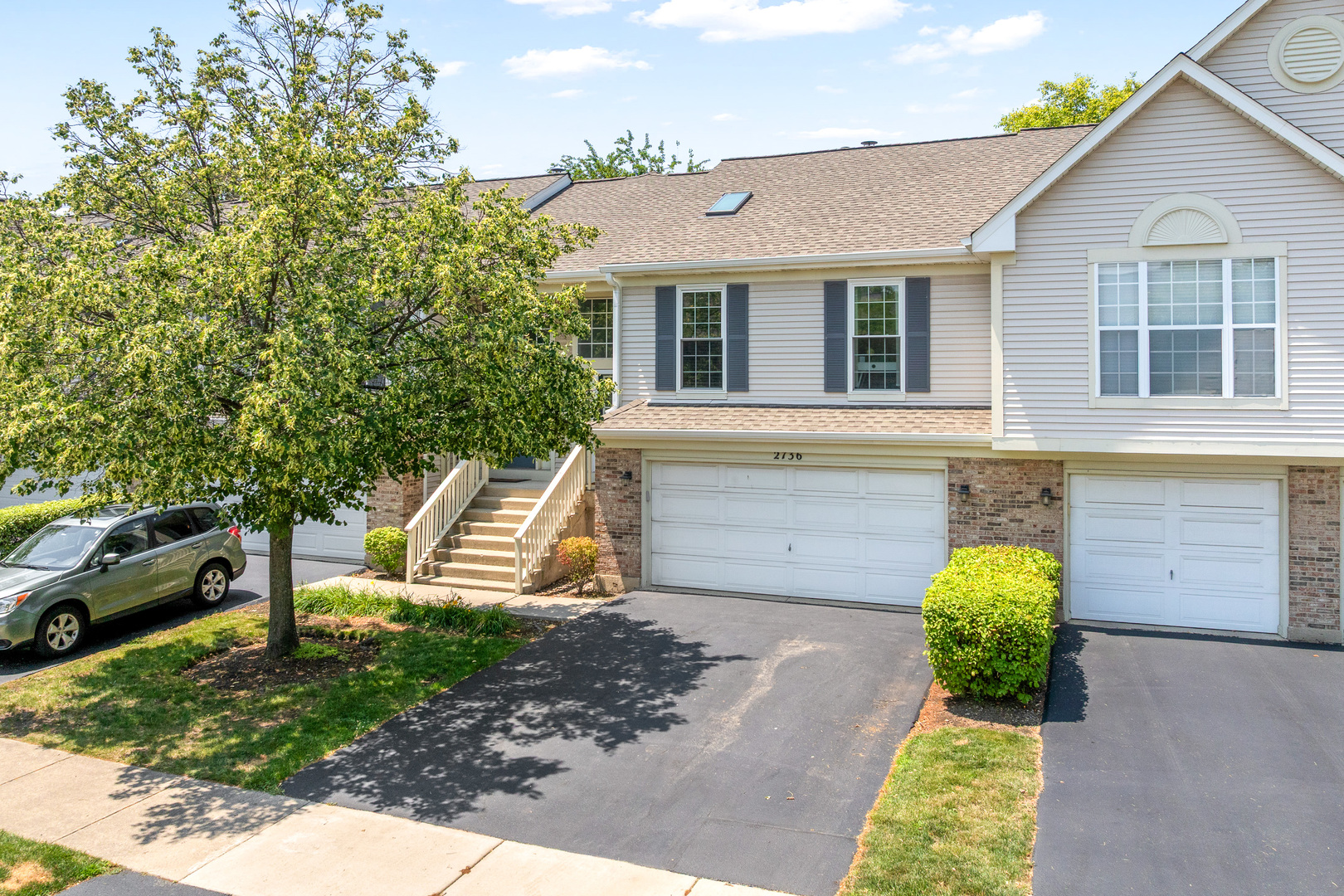 2736 S Embers Lane #2736, Arlington Heights, IL 60005