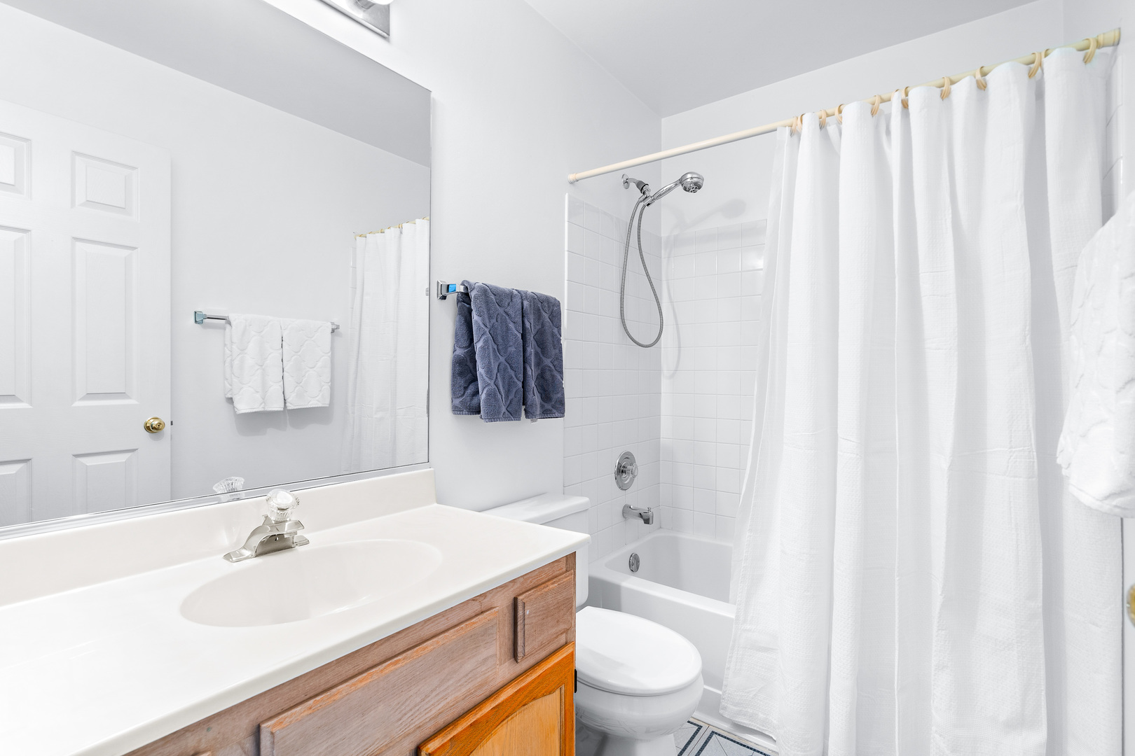2736 S Embers Lane #2736, Arlington Heights, IL 60005