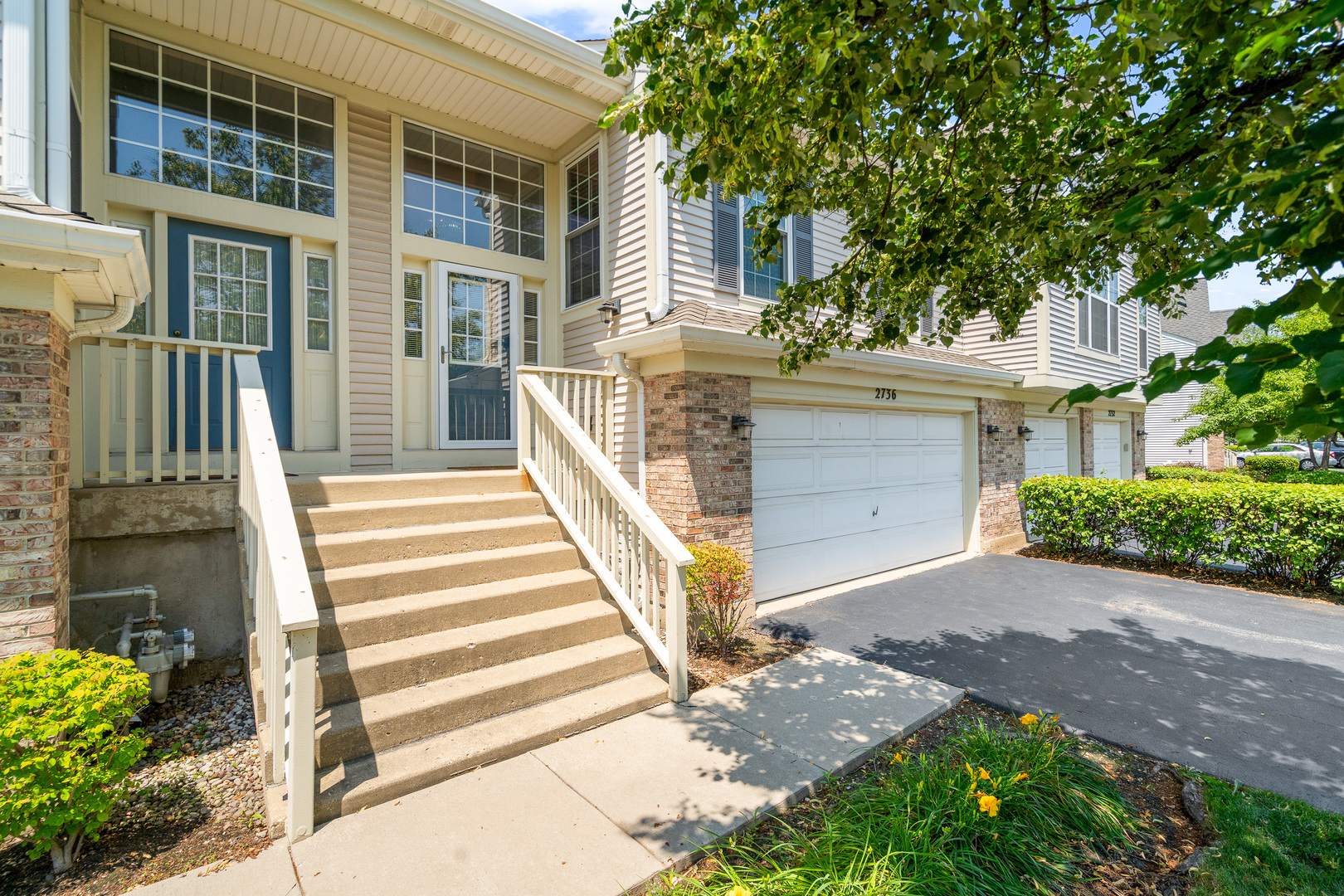 2736 S Embers Lane #2736, Arlington Heights, IL 60005