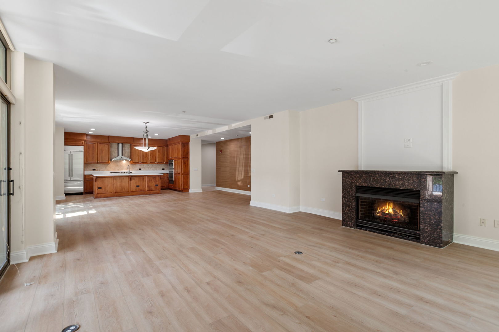 520 S Washington Street #103, Naperville, IL 60540