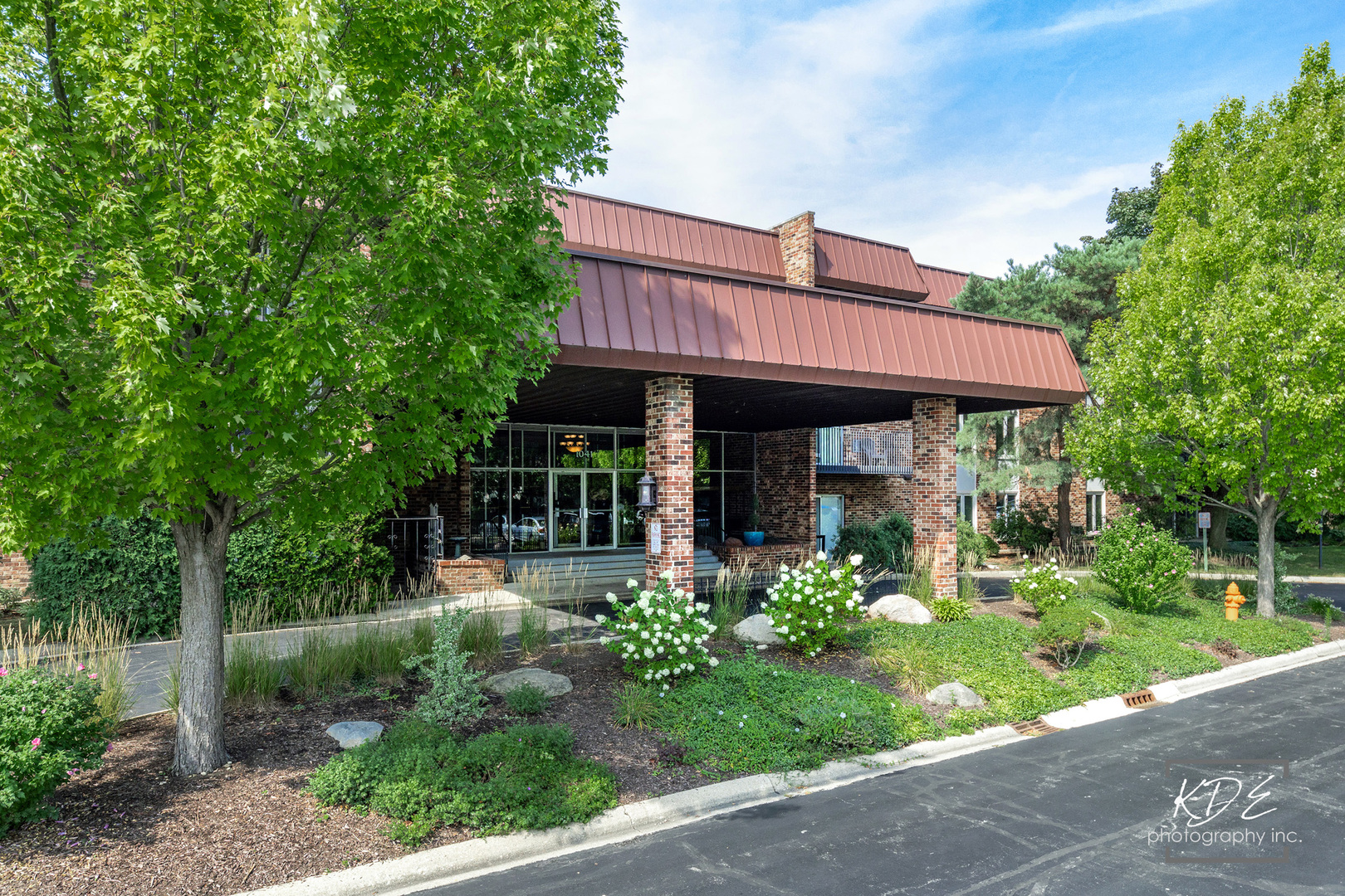 1041 W Ogden Avenue #2-121, Naperville, IL 60563