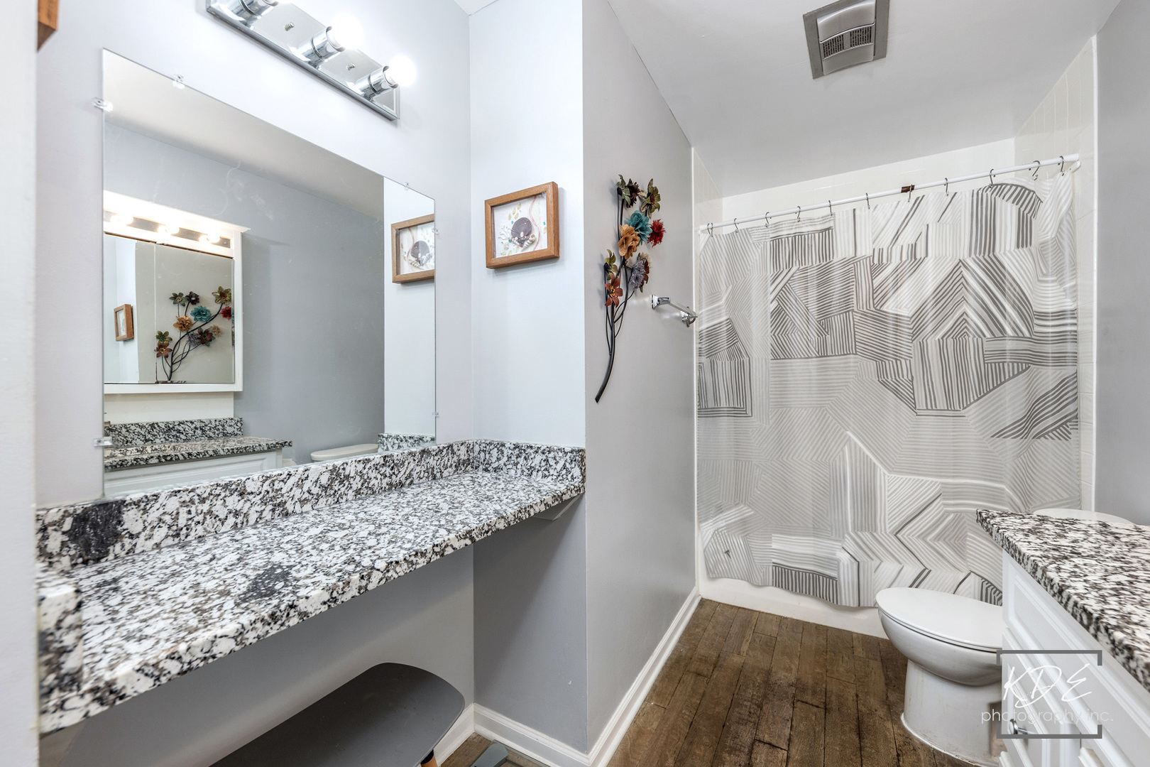 1041 W Ogden Avenue #2-121, Naperville, IL 60563