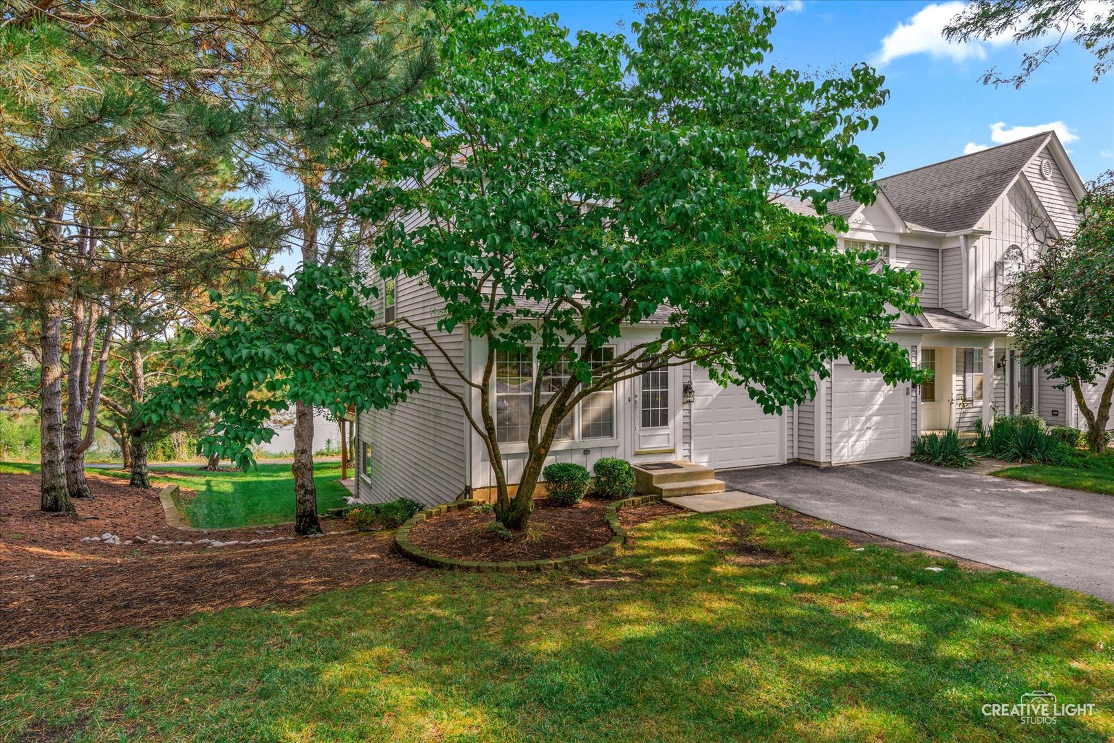130 Park Ridge Court, Aurora, IL 60504