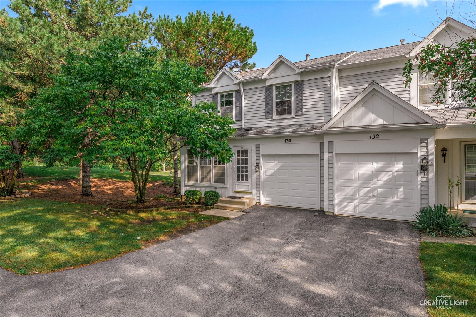 130 Park Ridge Court, Aurora, IL 60504