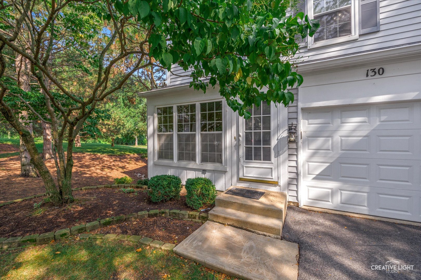 130 Park Ridge Court, Aurora, IL 60504