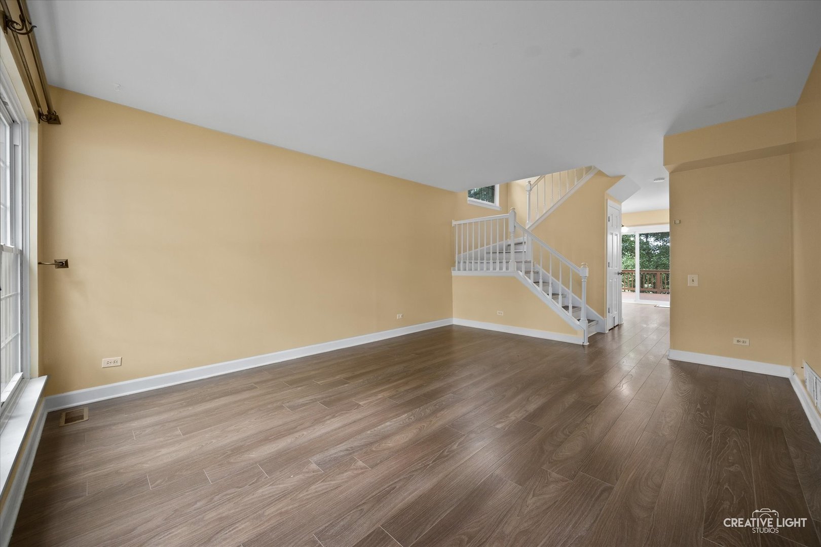 130 Park Ridge Court, Aurora, IL 60504
