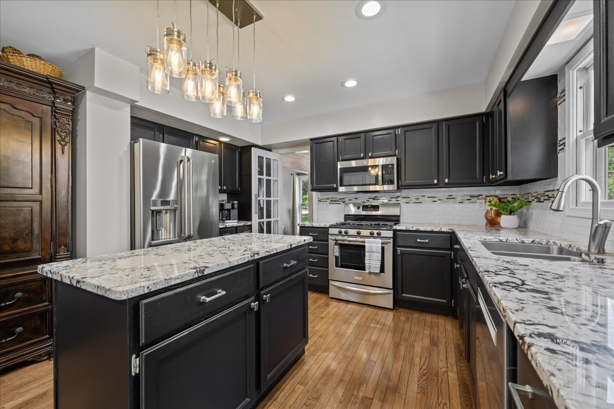 310 Timbers Trail, St. Charles, IL 60174