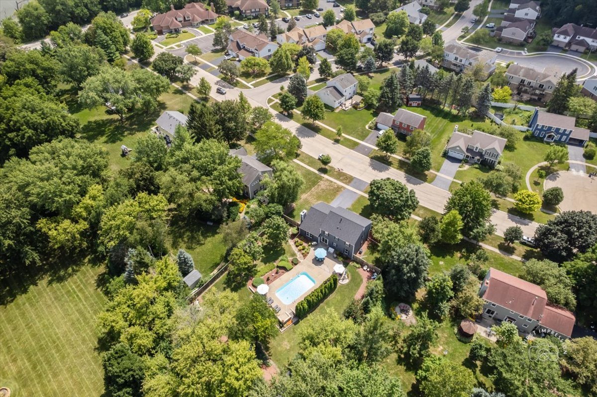 310 Timbers Trail, St. Charles, IL 60174
