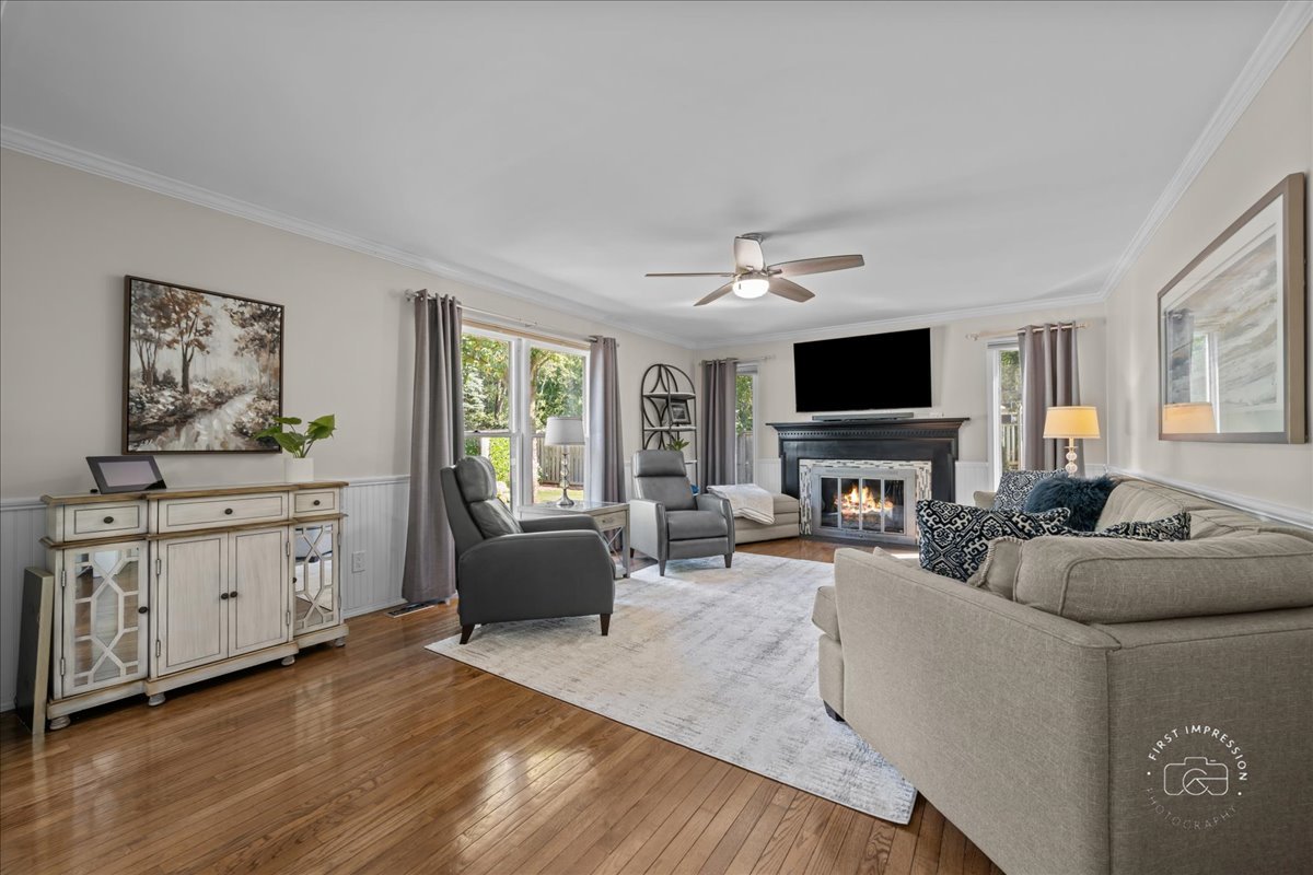 310 Timbers Trail, St. Charles, IL 60174