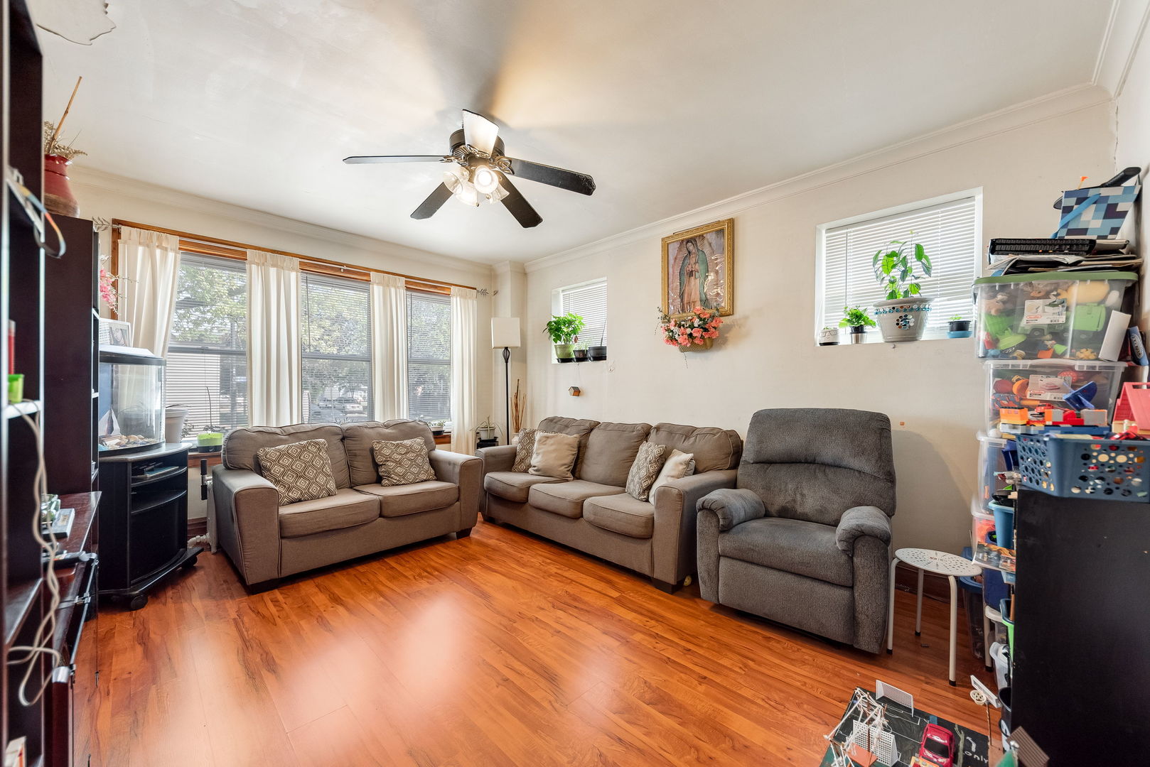 5501 W 24th Street, Cicero, IL 60804