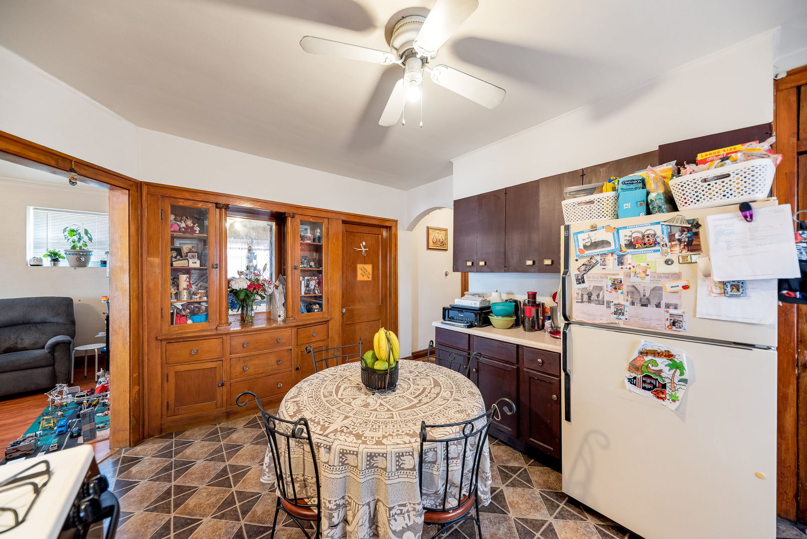 5501 W 24th Street, Cicero, IL 60804