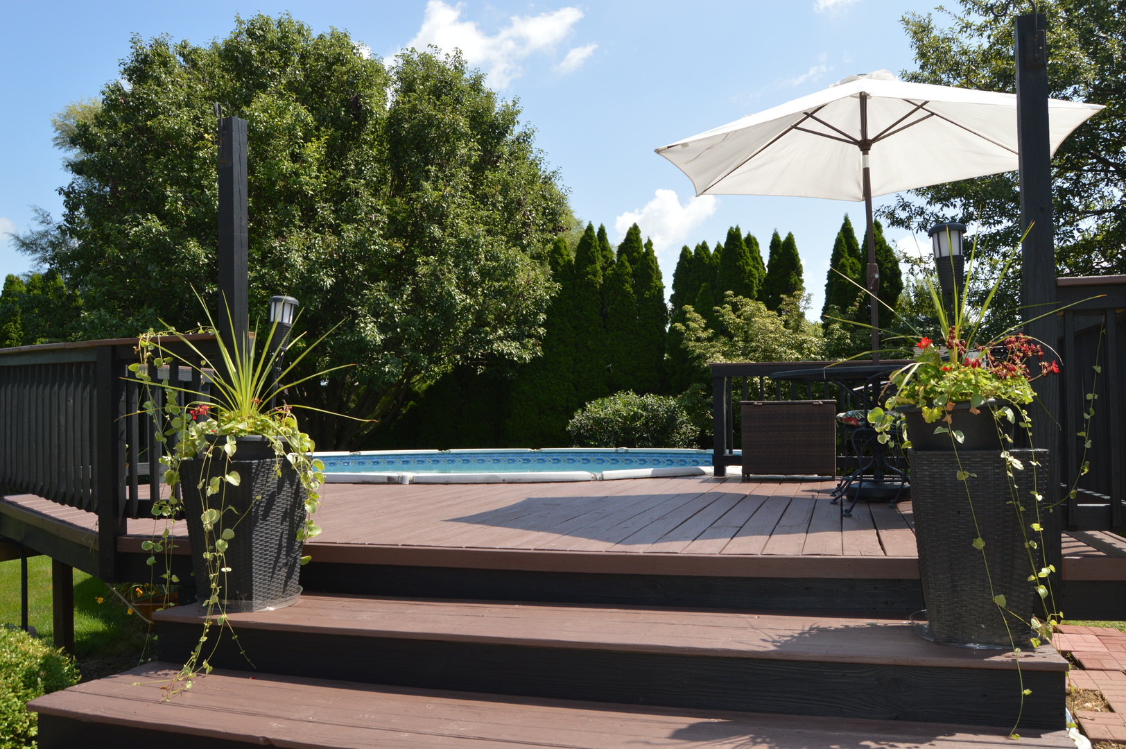 277 Clearview Road, El Paso, IL 61738