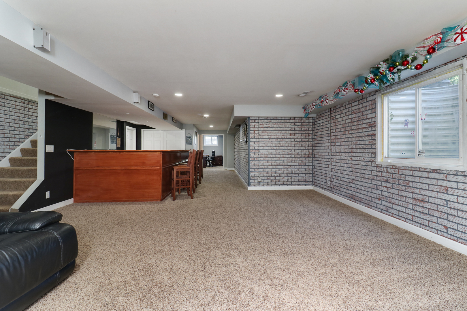 277 Clearview Road, El Paso, IL 61738