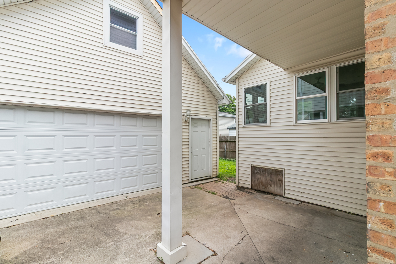 3326 W 107th Street, Chicago, IL 60655