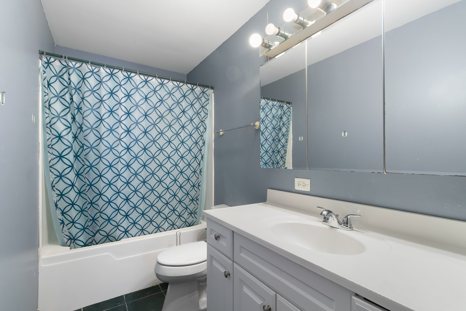 3326 W 107th Street, Chicago, IL 60655