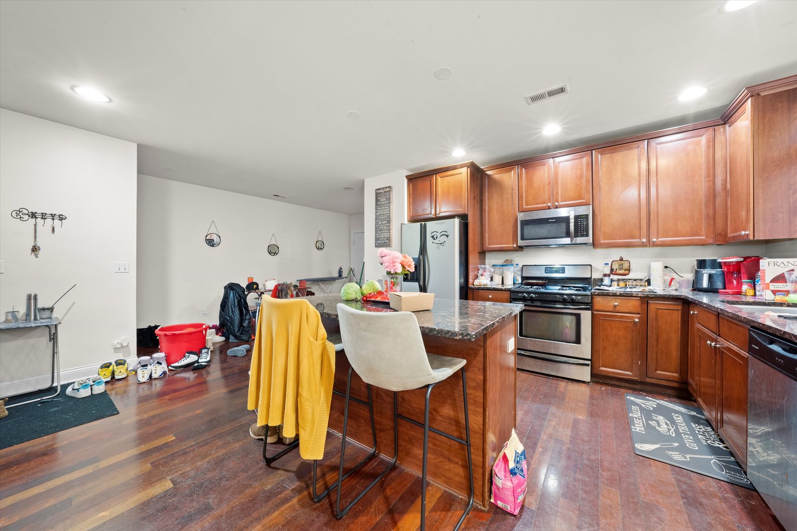 6835 S Cornell Avenue #2S, Chicago, IL 60649