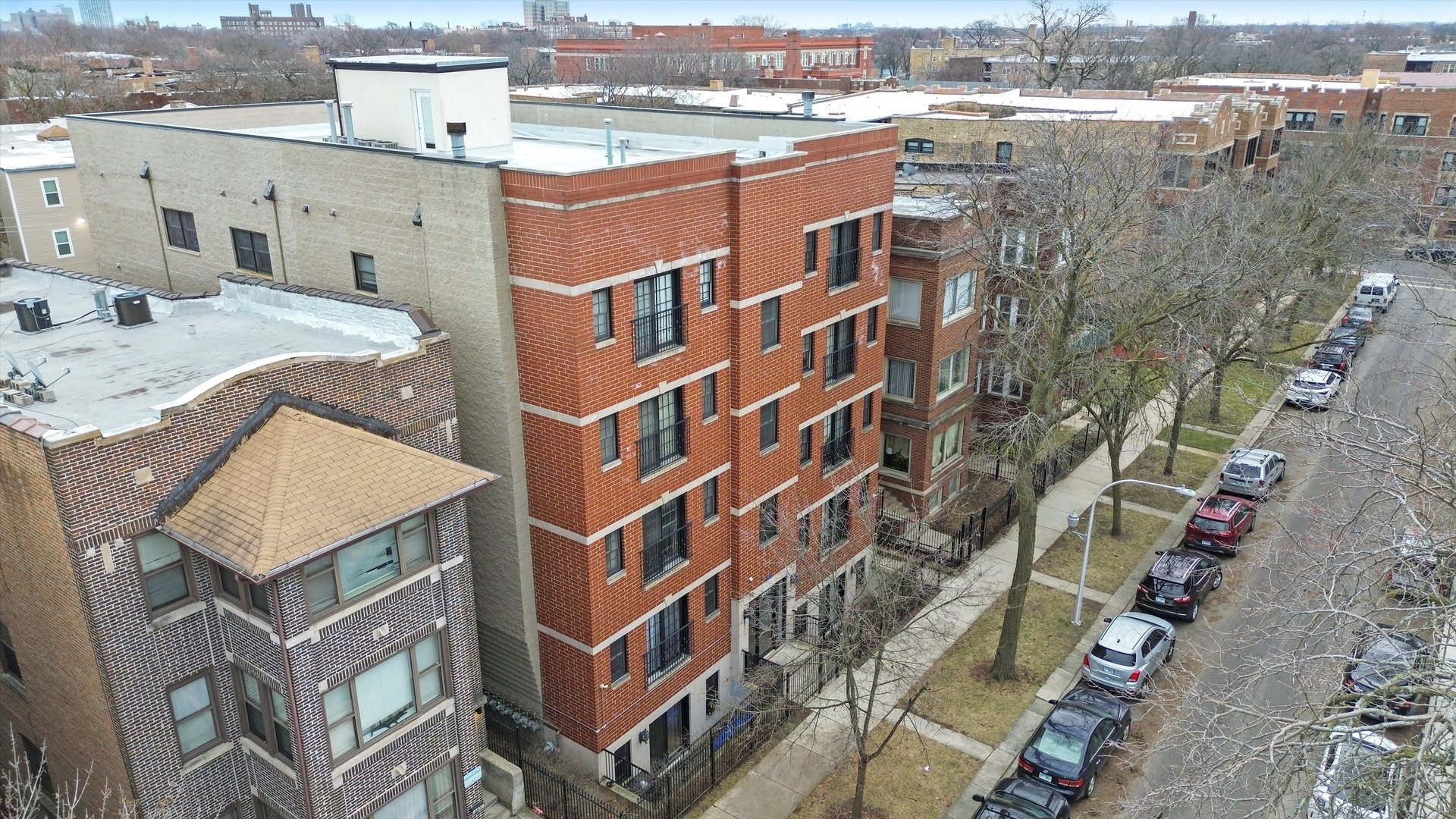 6835 S Cornell Avenue #2S, Chicago, IL 60649