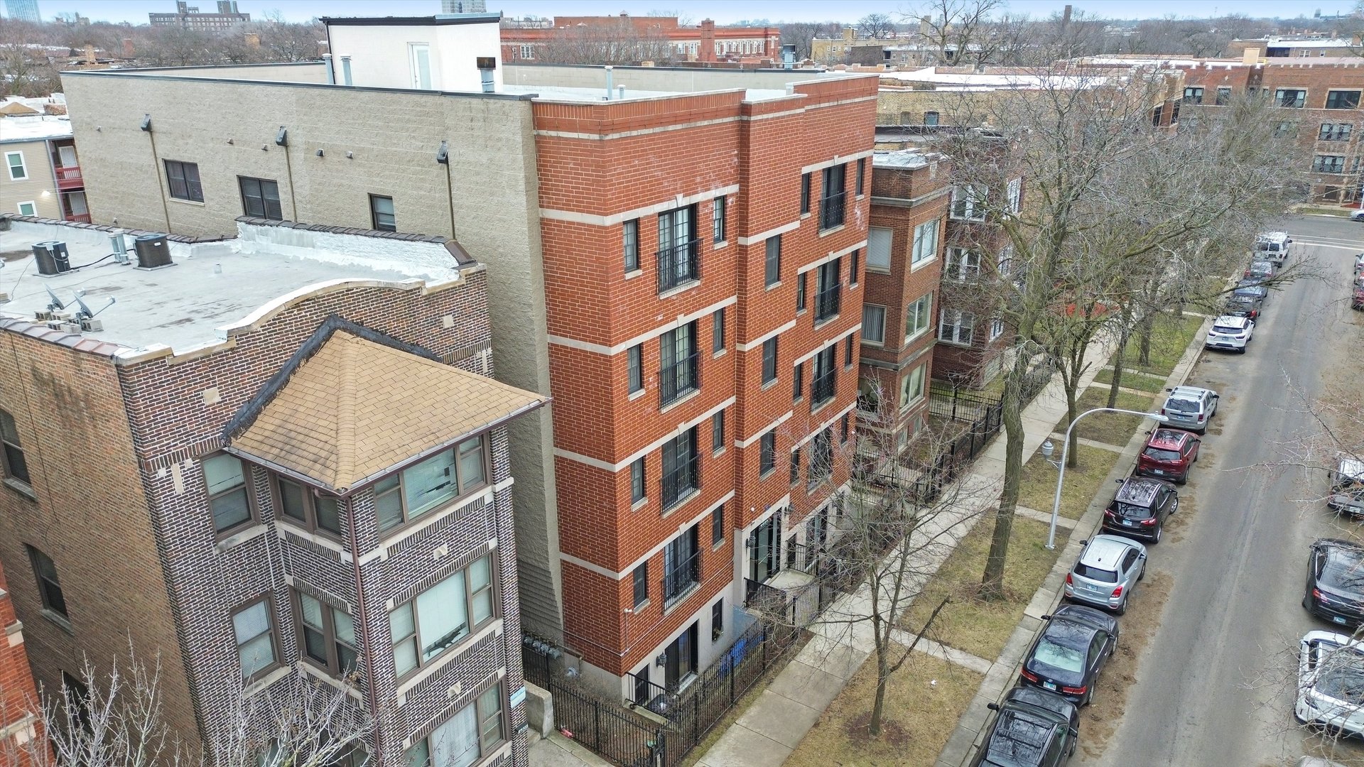 6835 S Cornell Avenue #2S, Chicago, IL 60649